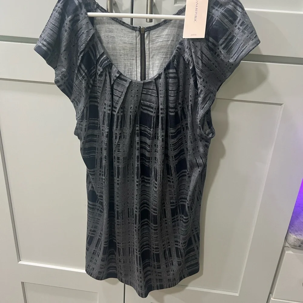 NWT Banana Republic top - Picture 6 of 6